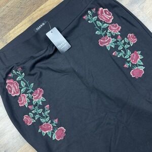 Torrid Rose Embroidered Ponte Pencil‎ Skirt Size 0 NWT